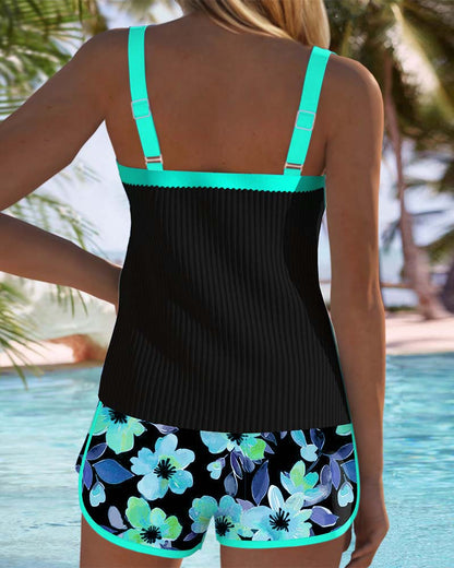 Tankini elegante con short floral Caleta