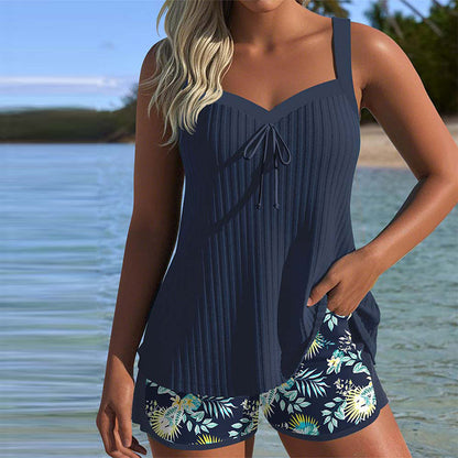 Traje de baño de rayas con short de playa Coral