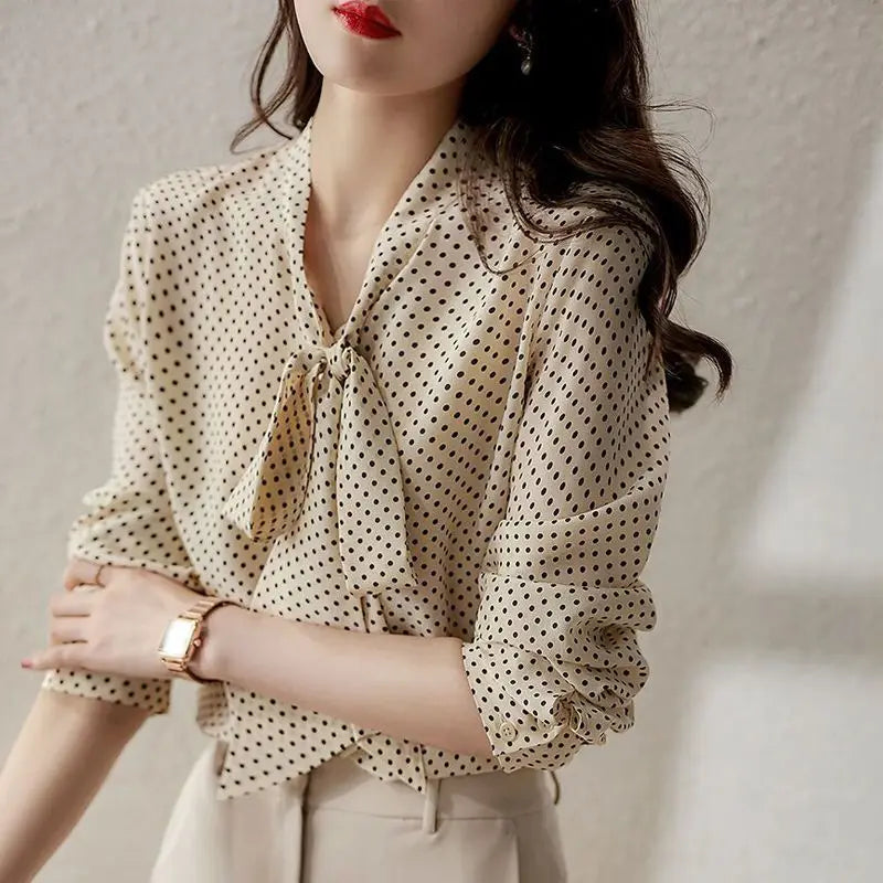 Blusa de lunares con lazo Vera