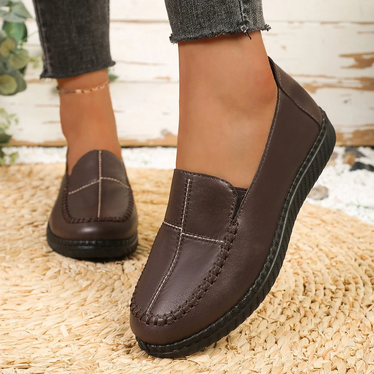 Zapato cómodo de piel sintética Pilar (foto del proveedor) marrón