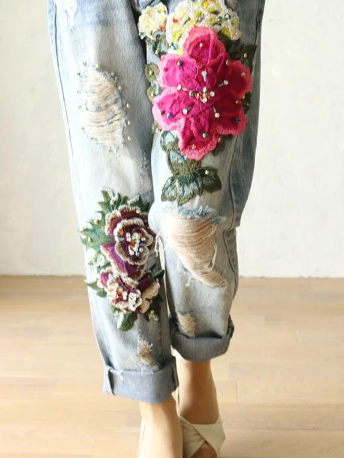 Pantalón vaquero bordado Luna