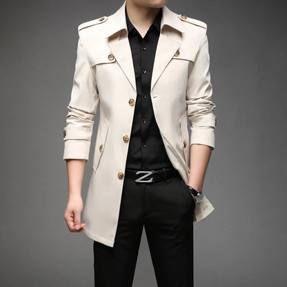 Gabardina corta estilo inglés Víctor (foto del proveedor) beige