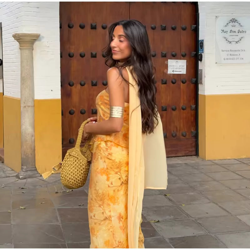 Vestido maxi floral con escote palabra de honor Amelia (foto del proveedor)