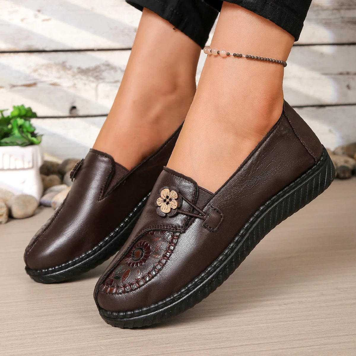 Zapato cómodo de piel sintética Pilar (foto del proveedor)