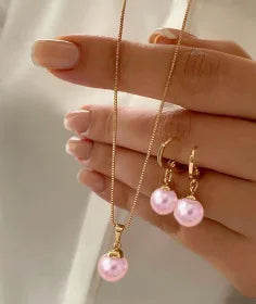 Set de collar y pendientes Estela (foto del proveedor) perla rosa
