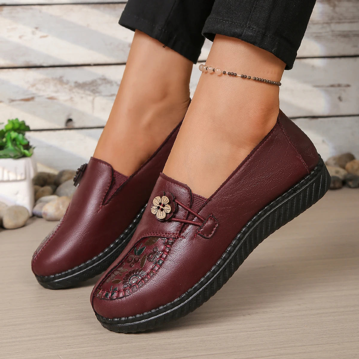 Zapato cómodo de piel sintética Pilar (foto del proveedor)
