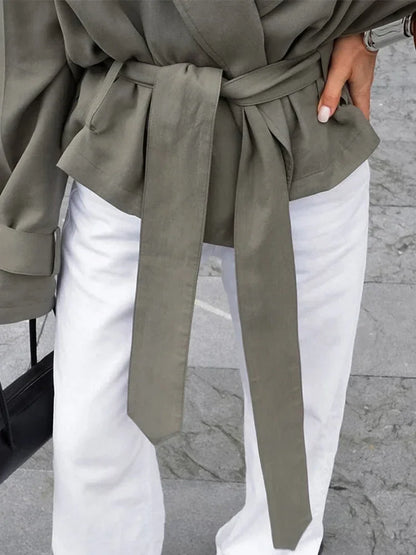 Gabardina de solapa ancha con cinturón Emma (foto del proveedor)