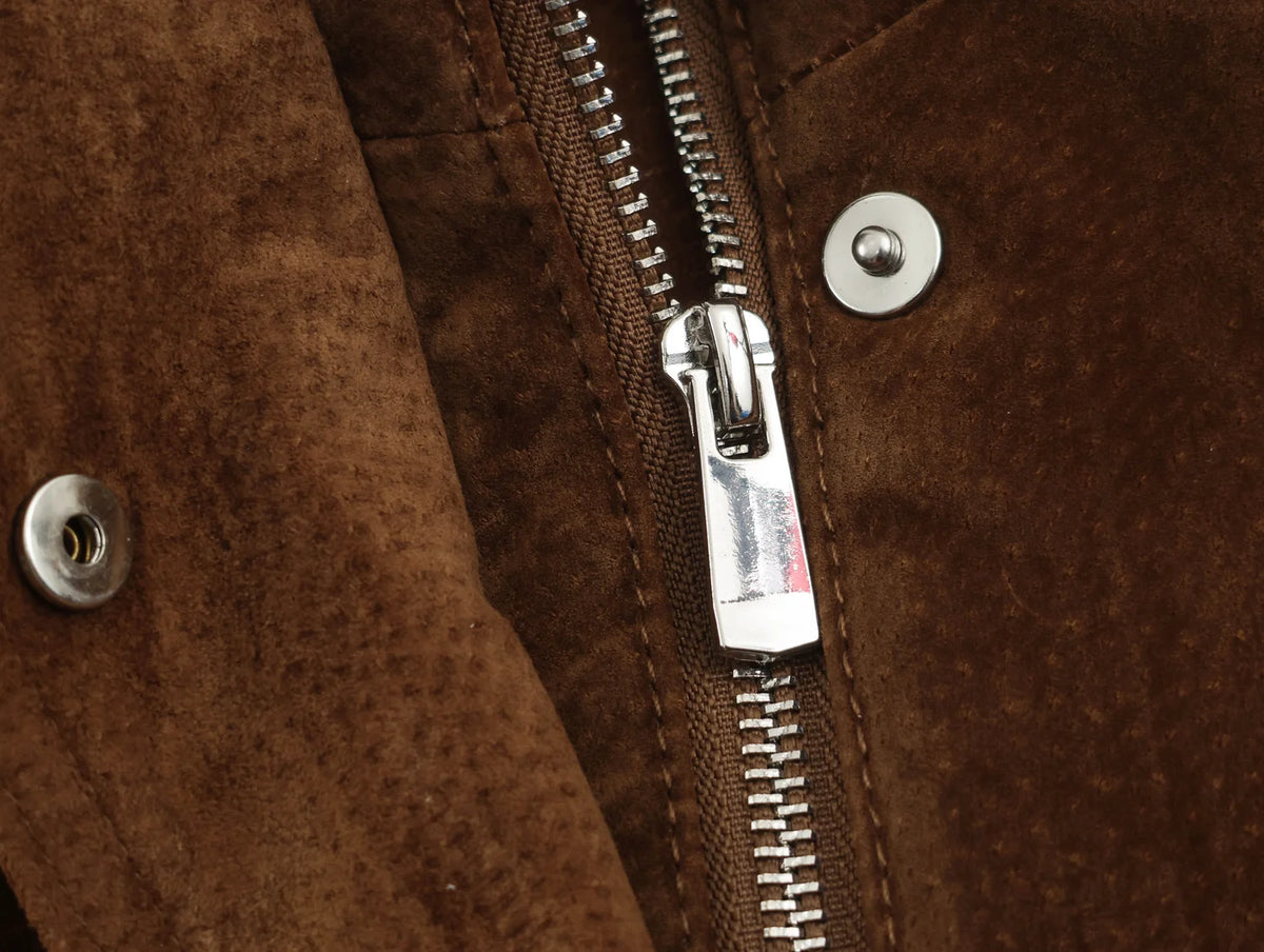 Chaqueta de ante sintético con cinturón Gala