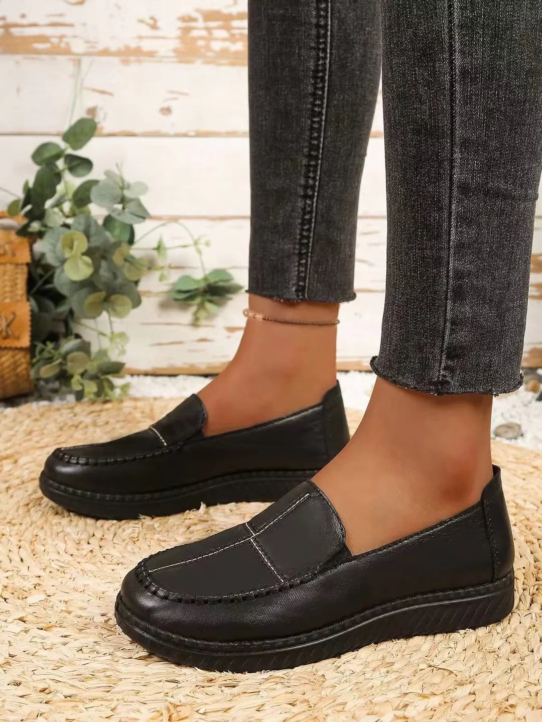 Zapato cómodo de piel sintética Pilar (foto del proveedor) negro