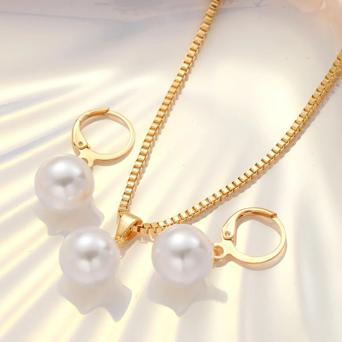 Set de collar y pendientes Estela (foto del proveedor)