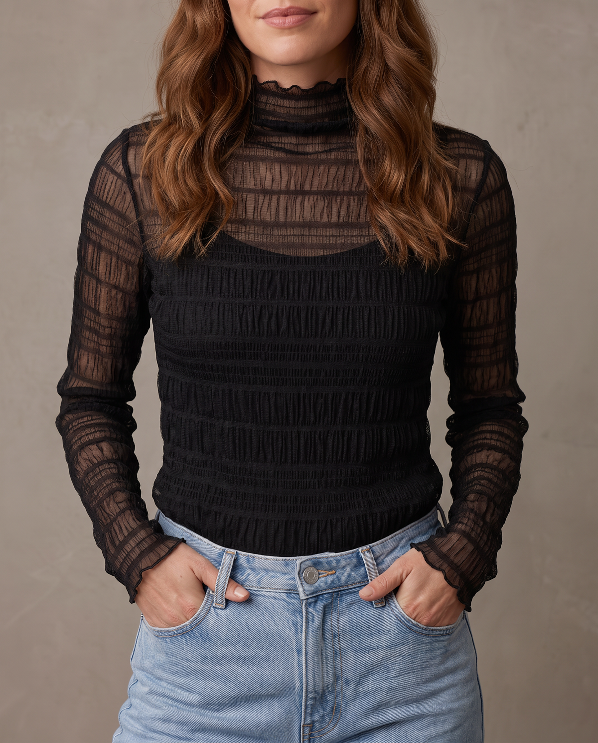 Top de tul fruncido Ariadna - Negro