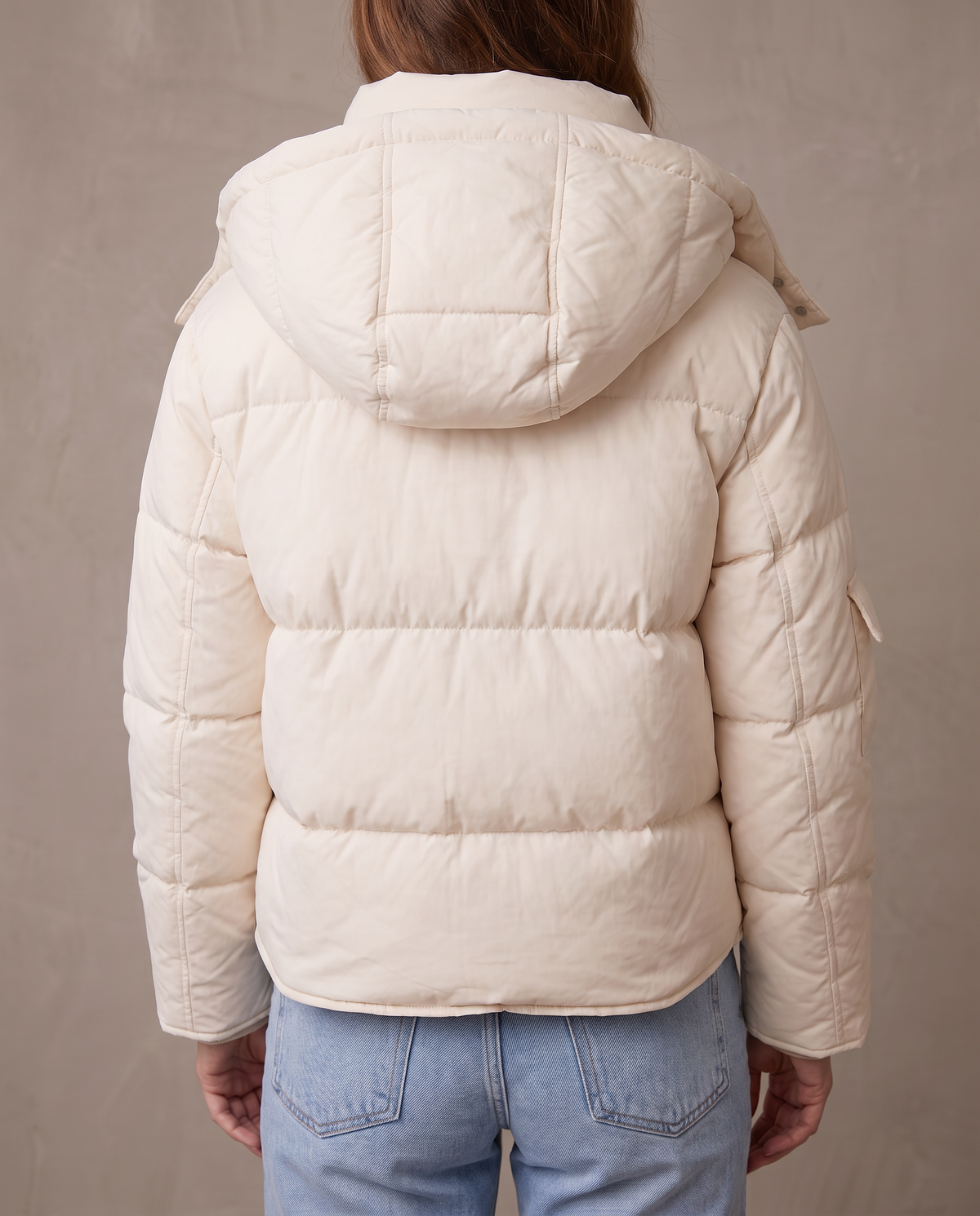 Chaqueta acolchada corta con capucha Uma - Crudo
