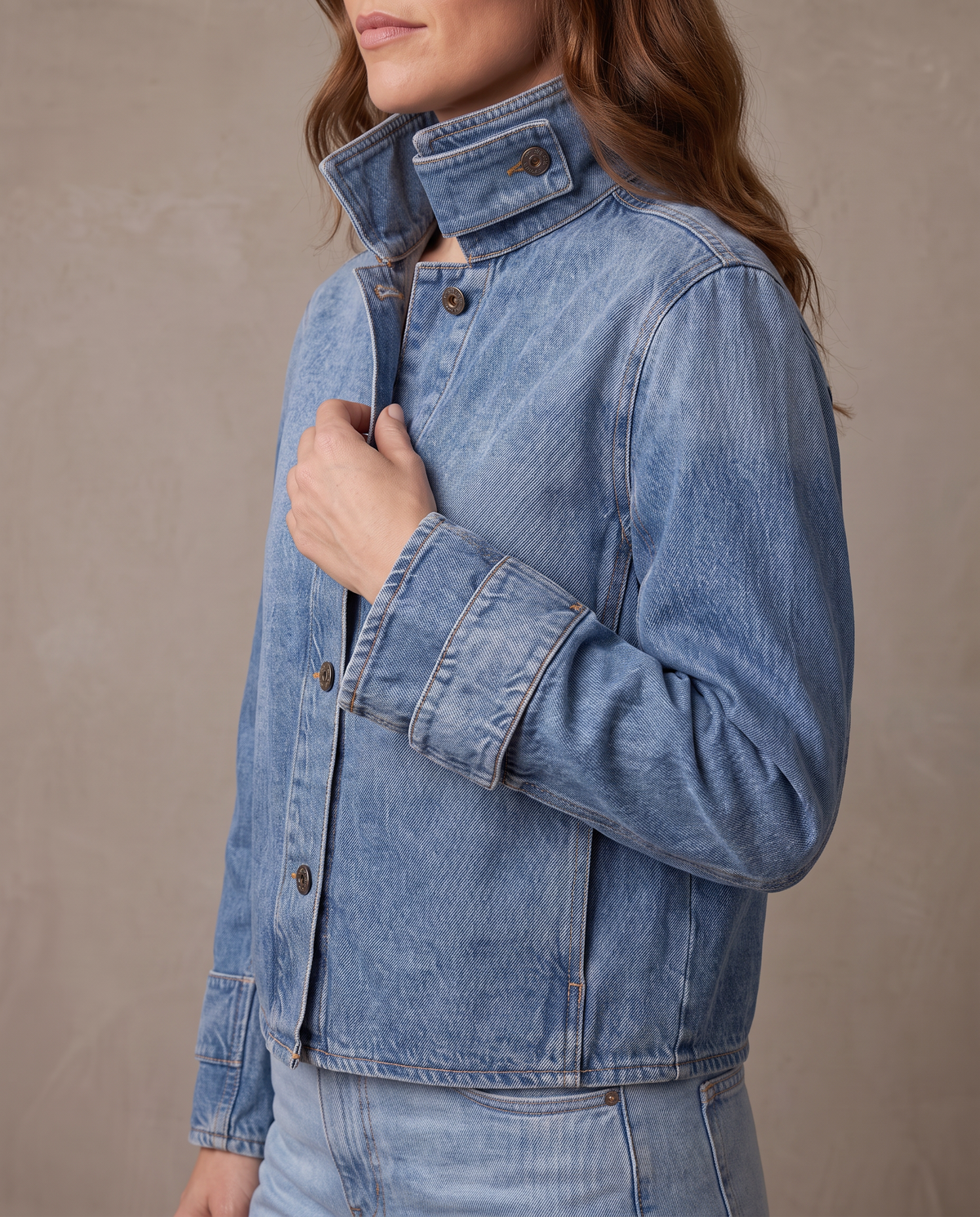 Chaqueta vaquera de cuello alto Jade