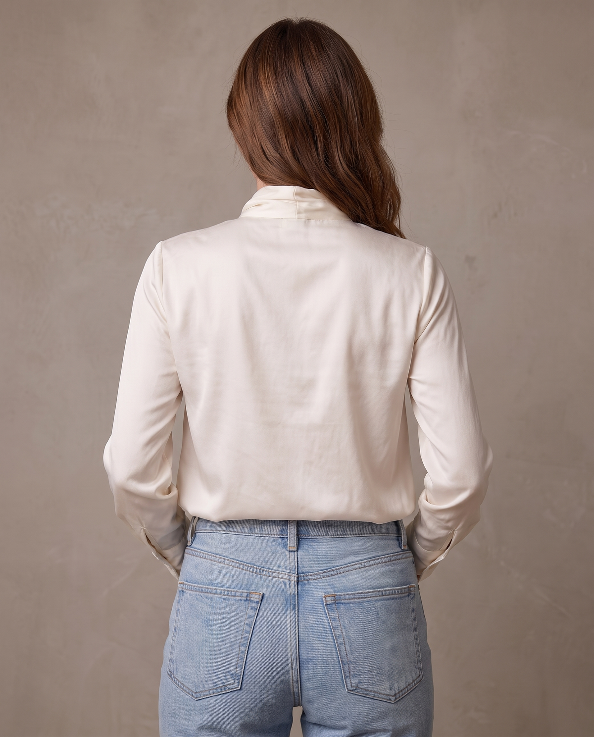 Blusa de satén con lazada al cuello Inés - Blanco