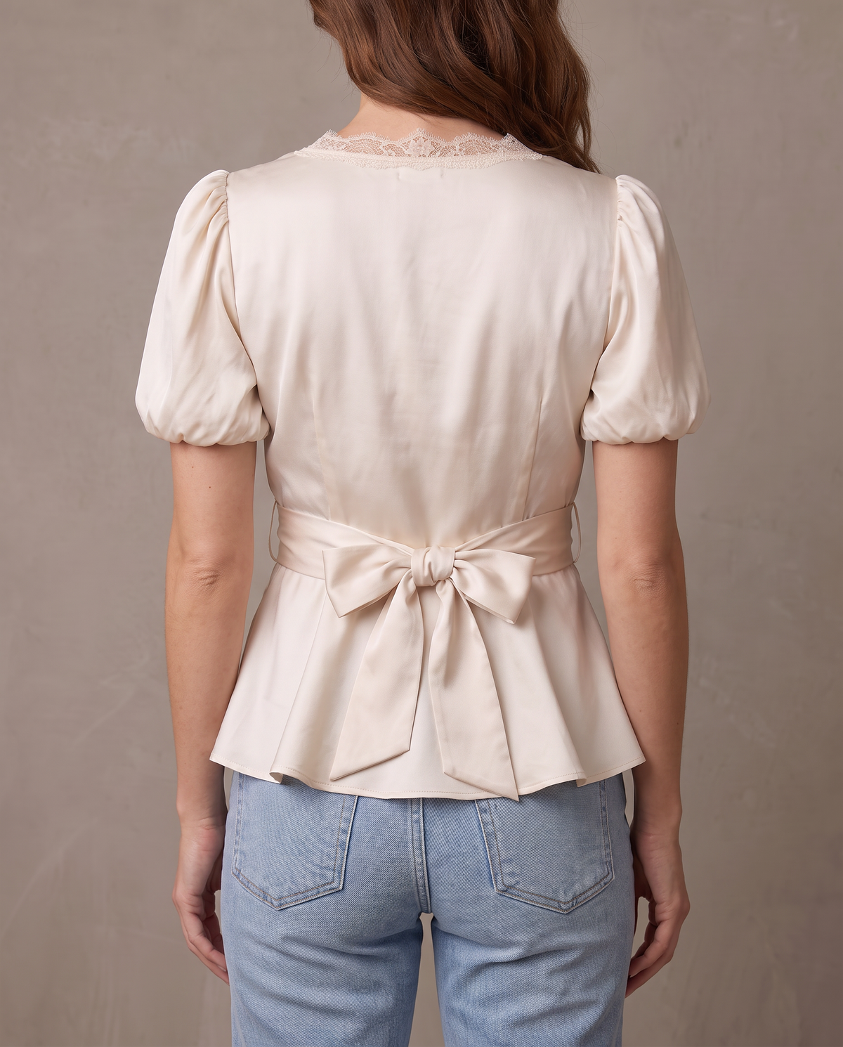 Blusa de satén y encaje Clara - Blanco
