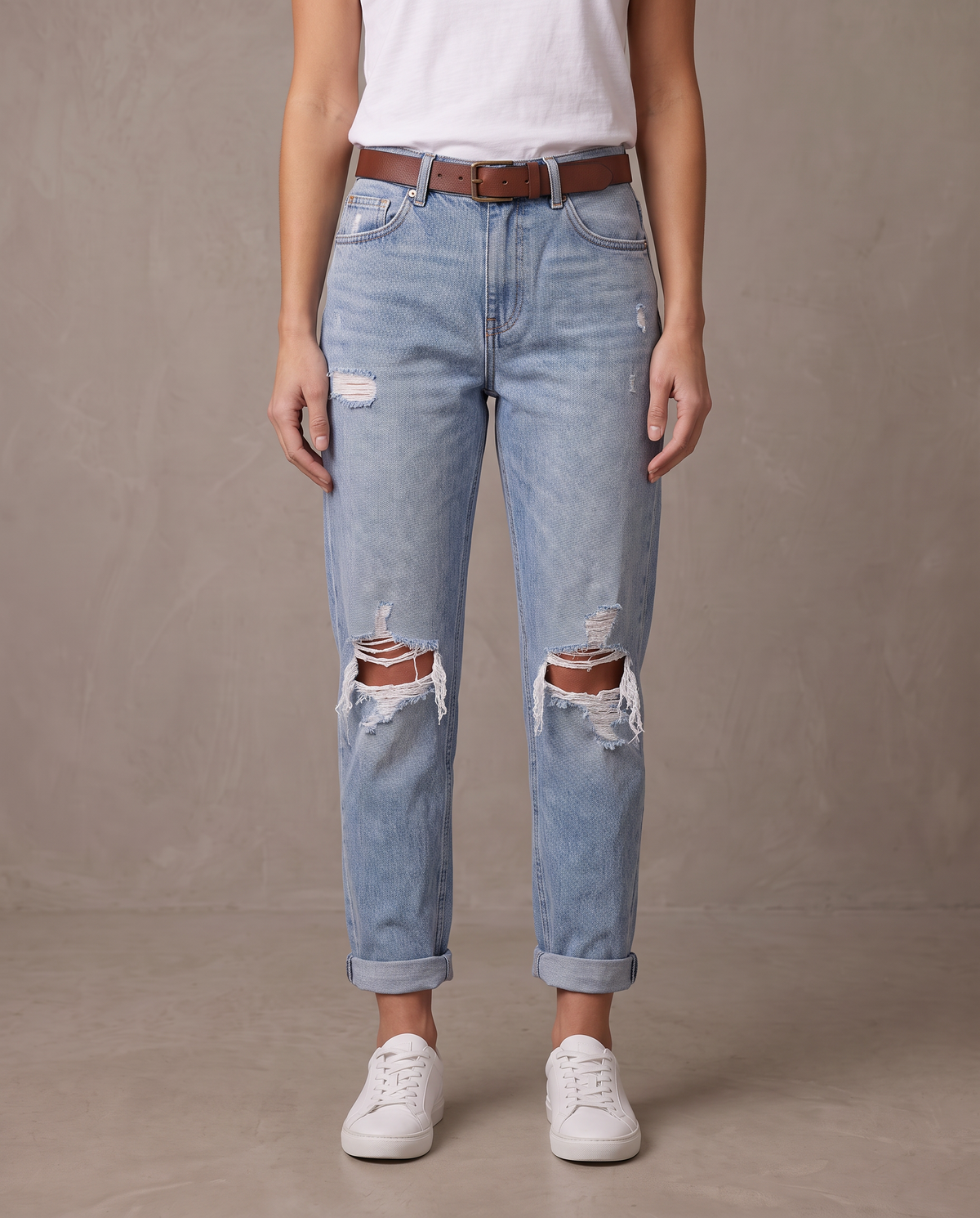 Pantalón vaquero bordado Luna
