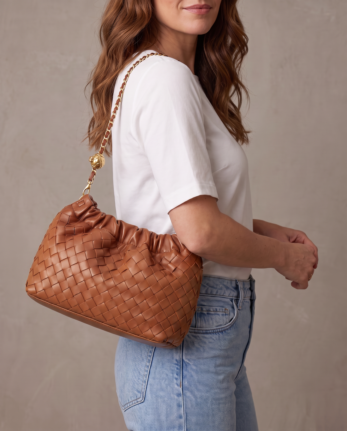 Bolso trenzado con cadena Olivia - Camel