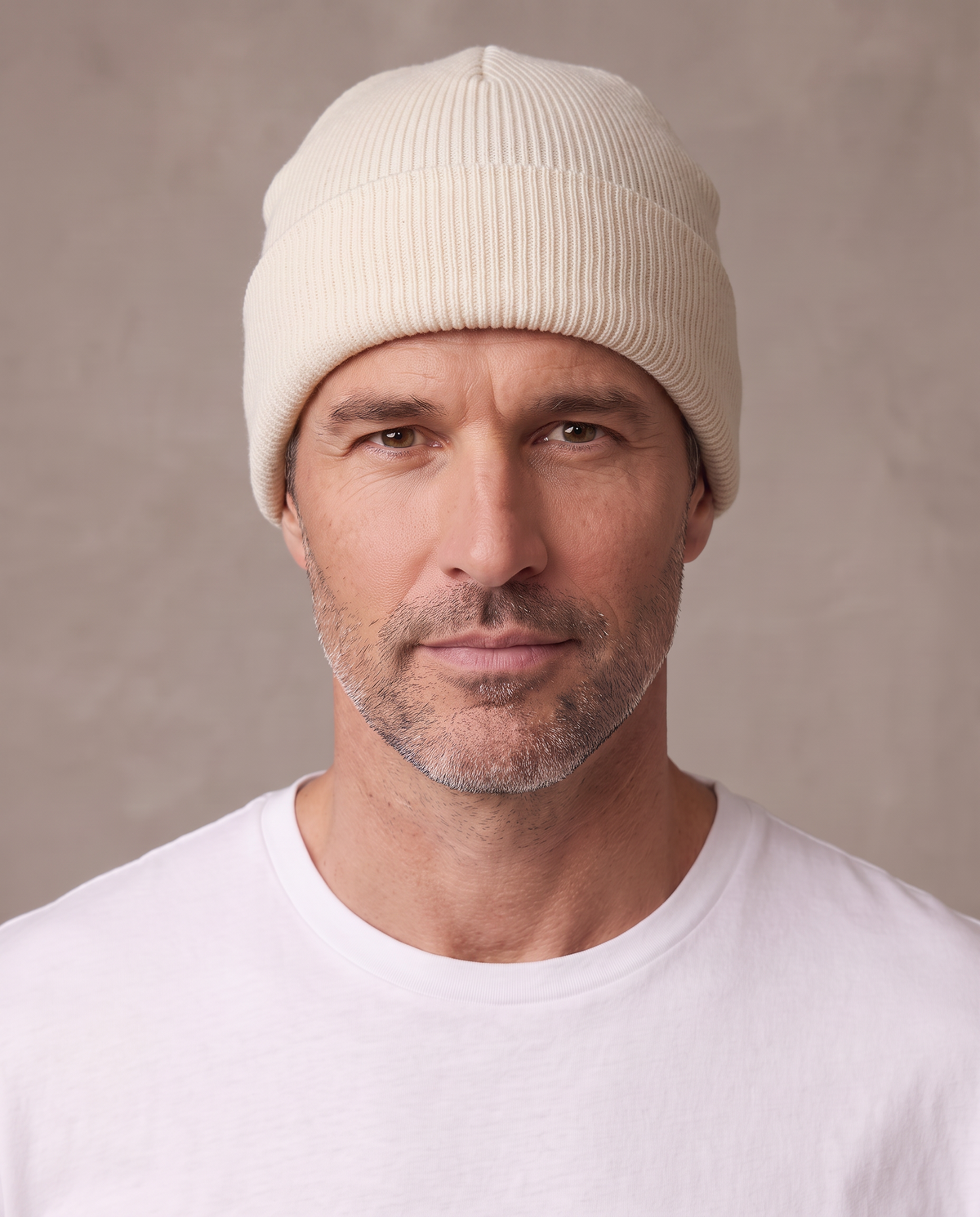 Gorro de punto con vuelta Ivo - Crudo