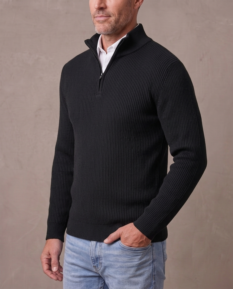 Jersey de canalé con media cremallera Gonzalo, vista de tres cuartos - Negro