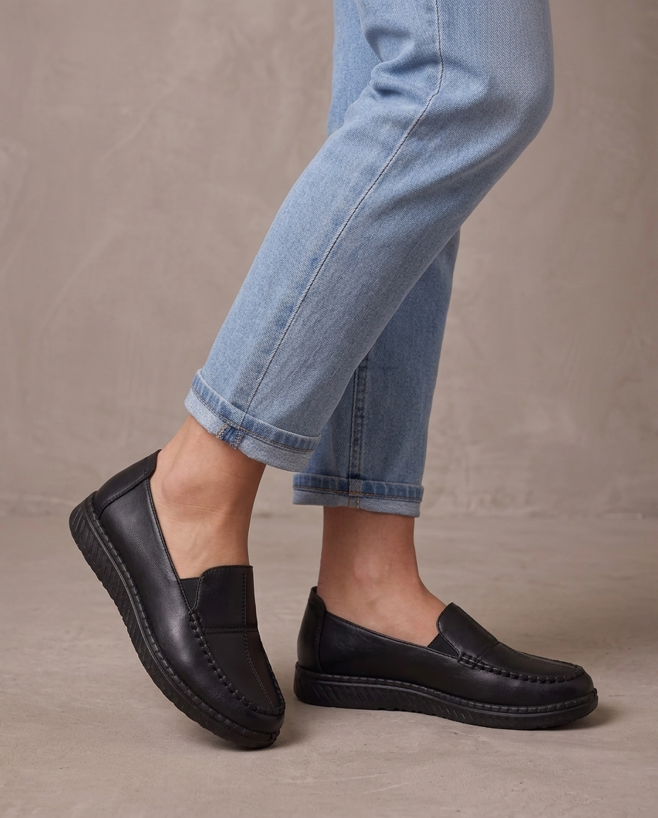 Zapato cómodo de piel sintética Pilar, detalle - Negro