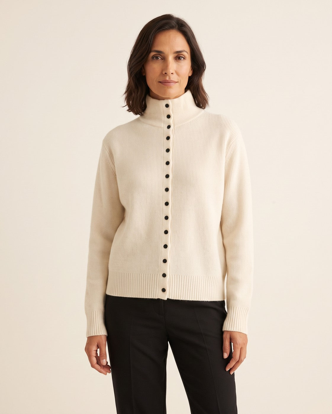 Jersey de cuello alto con botones Ingrid - Crudo