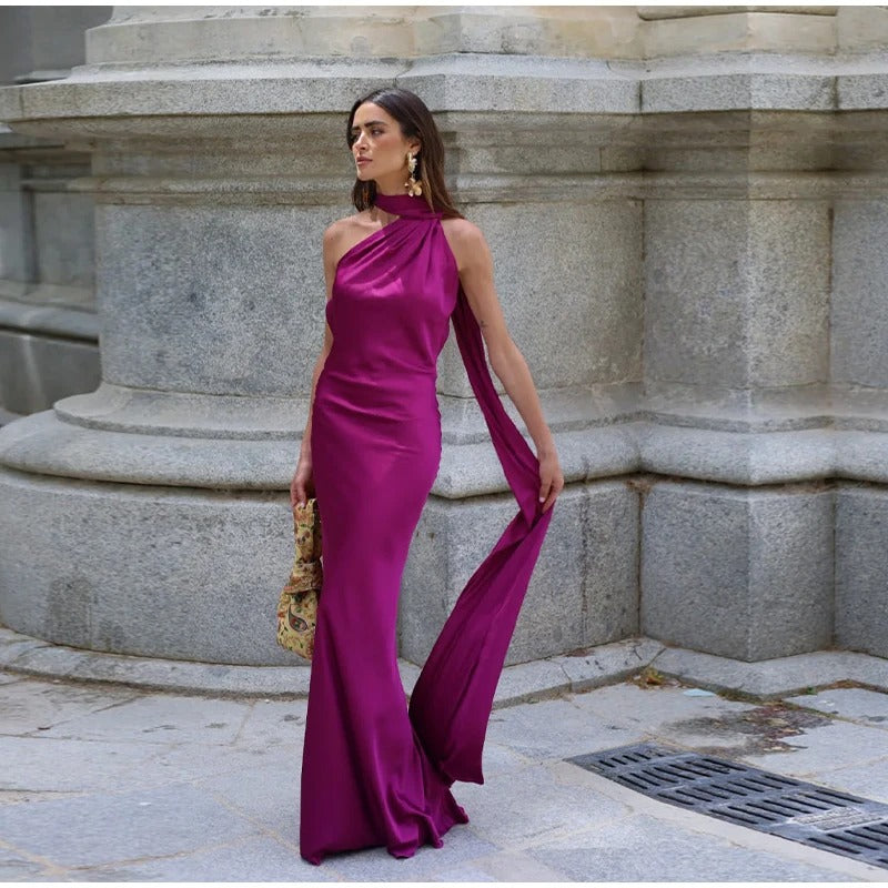 Vestido maxi satinado asimétrico Vittoria (foto del proveedor)