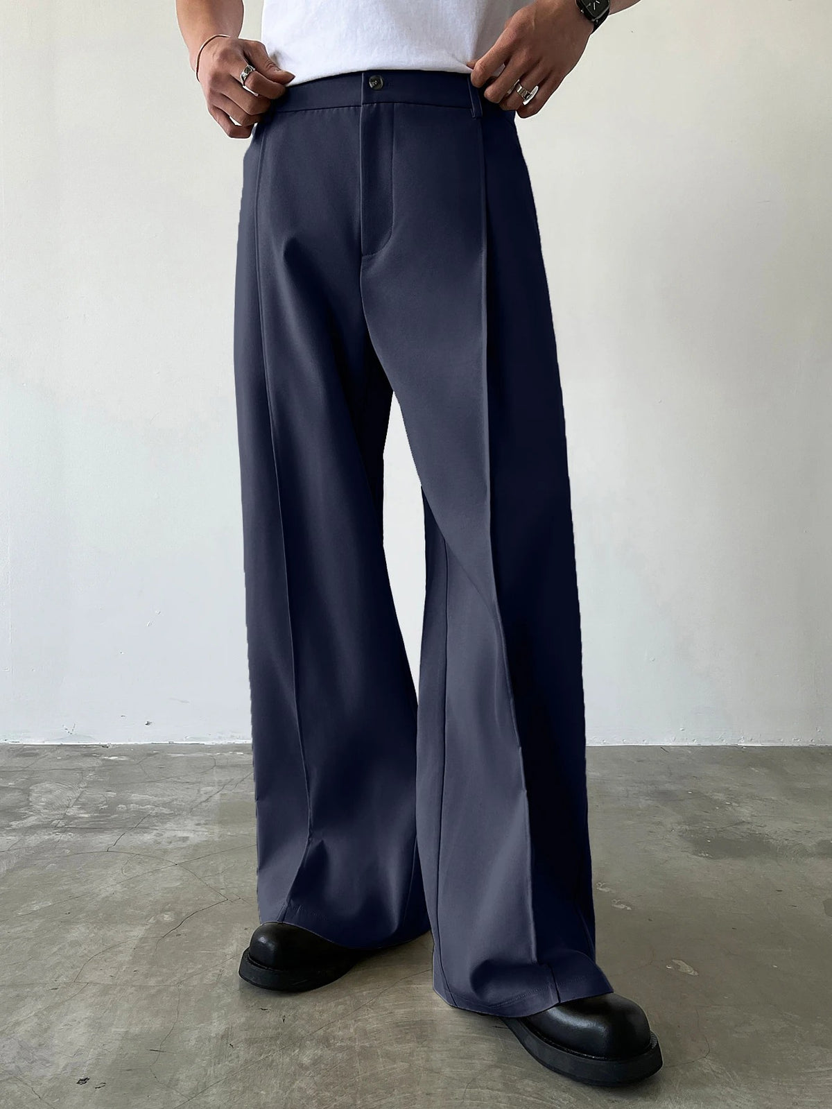 Pantalón de vestir de pinzas en azul marino - Azul marino